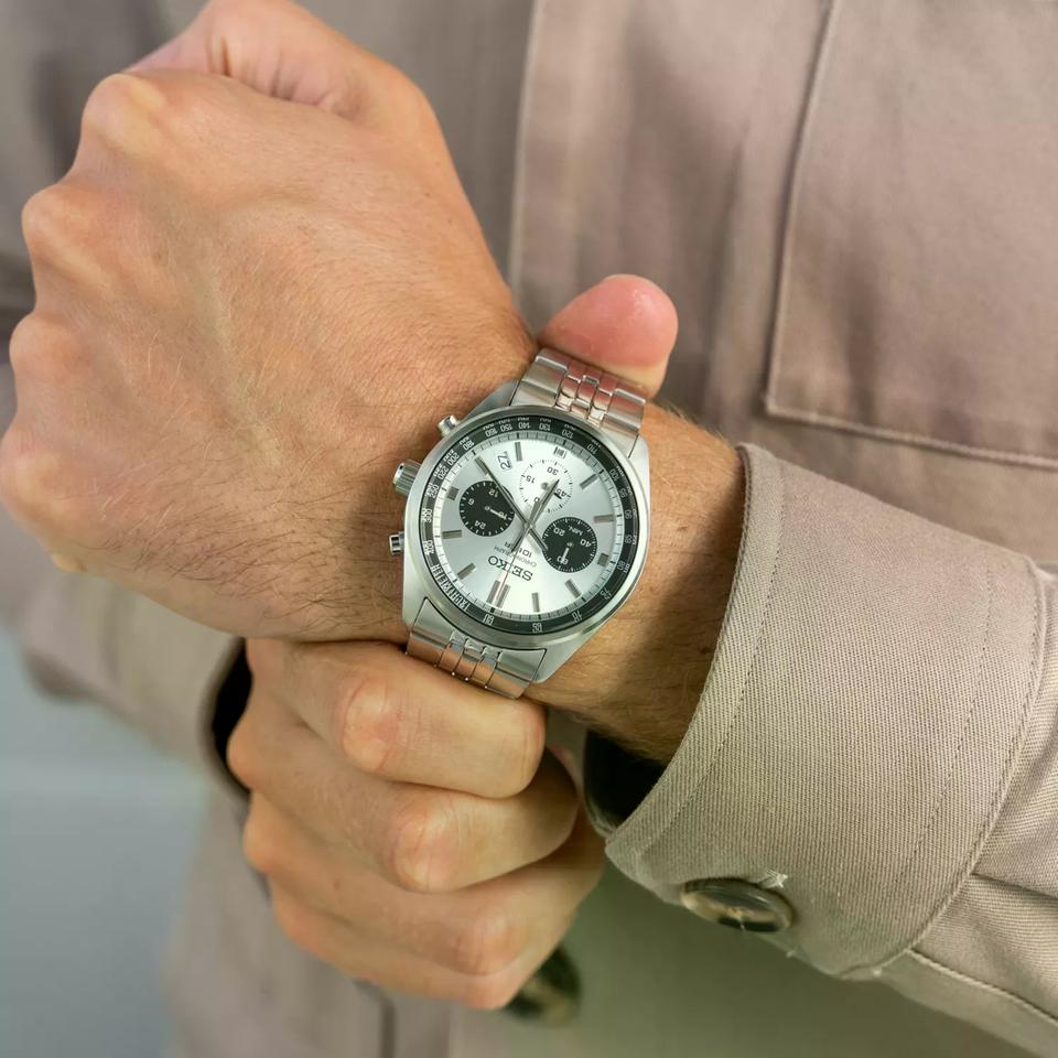 Seiko Sport Watch SSB425P1 Classic Quartz Chronograph WR100 'Panda' New